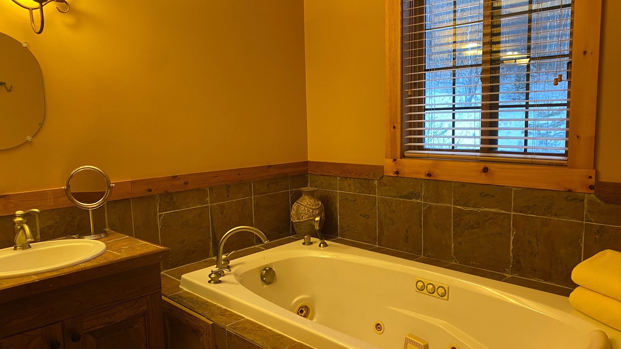 Photo of Bathroom in Ellicottville