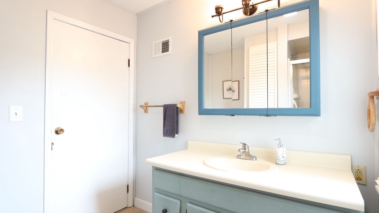 Photo of Others in Teall Beach