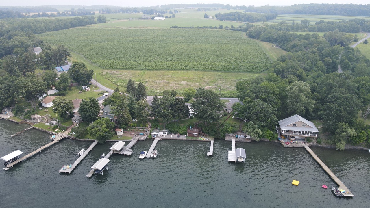 Photo of Others in Teall Beach