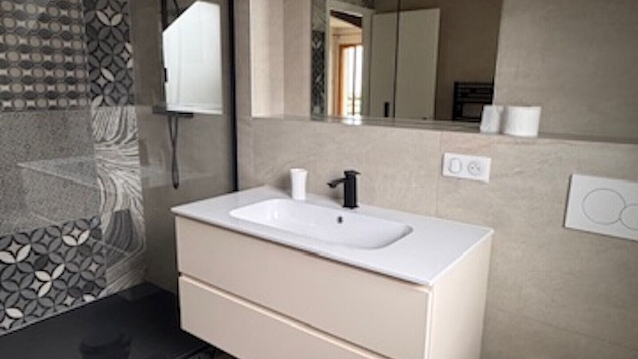 Photo of Bathroom in Talloires-Montmin