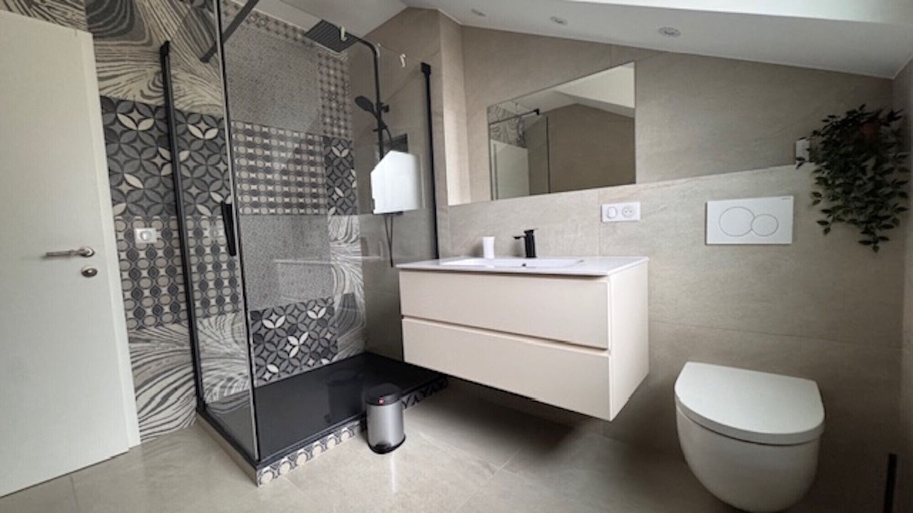 Photo of Bathroom in Talloires-Montmin