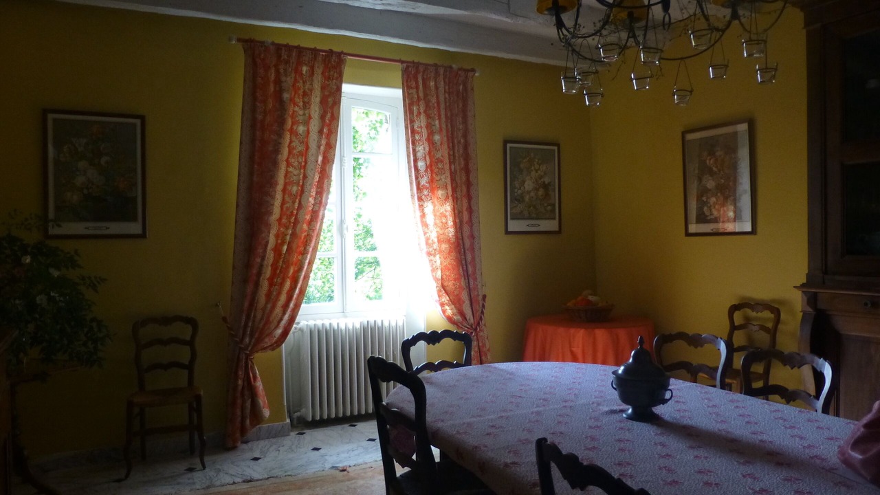 Photo of Others in Carves