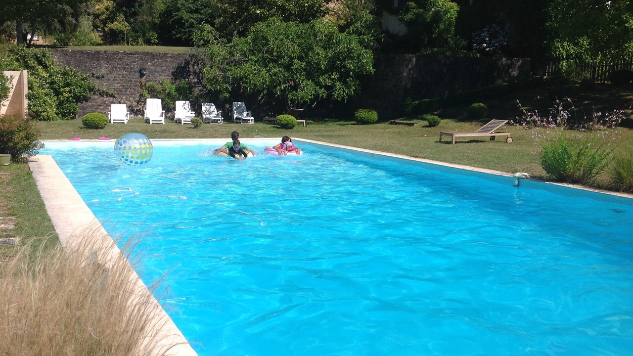 Photo of Outdoor in Carves