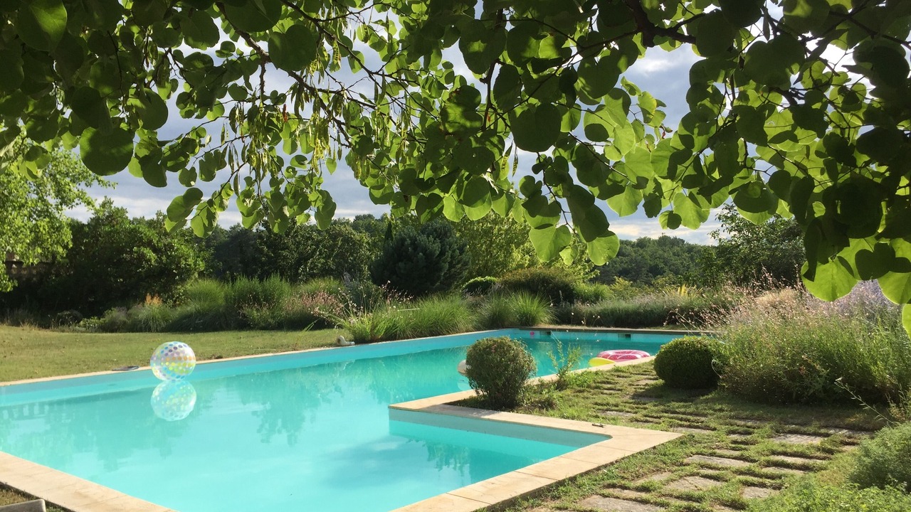 Photo of Outdoor in Carves