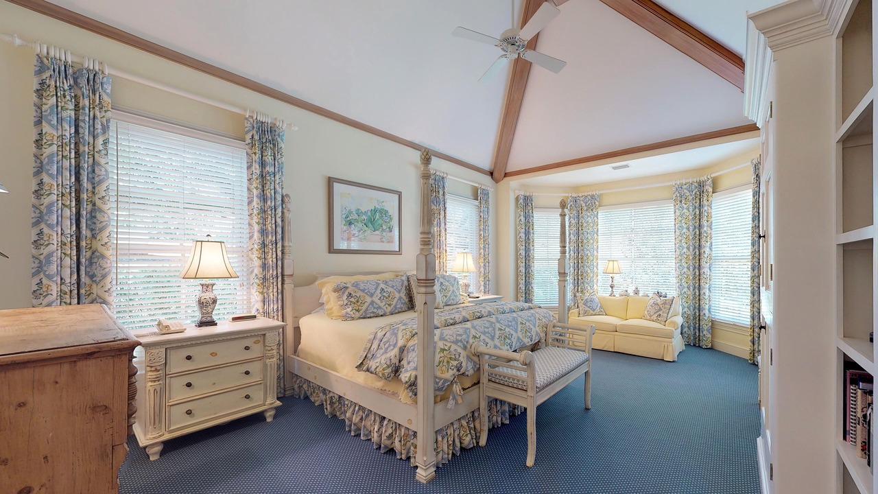 Photo of Others in Sea Island