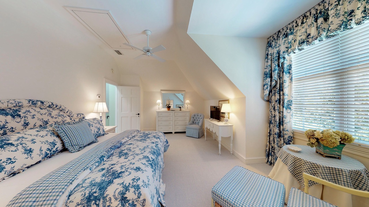 Photo of Others in Sea Island