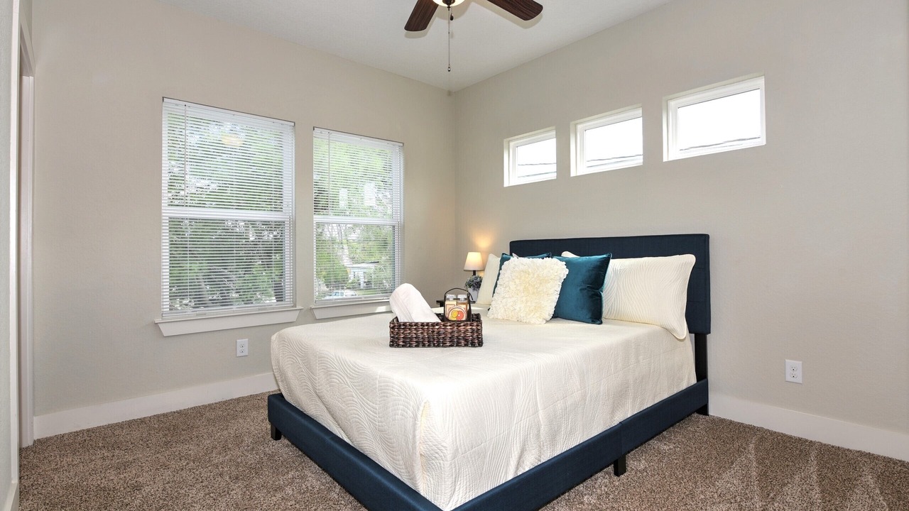 Photo of Bedroom in Near East Side