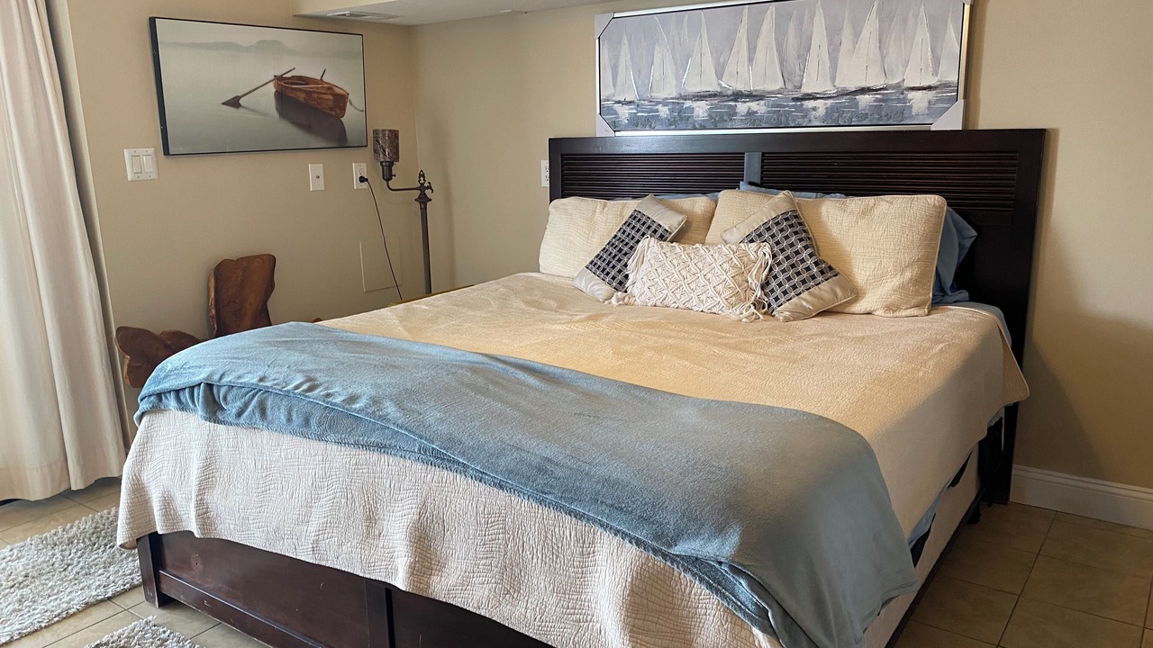 Photo of Bedroom in Ventnor City