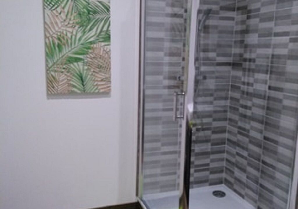 Photo of Bathroom in Coulombs