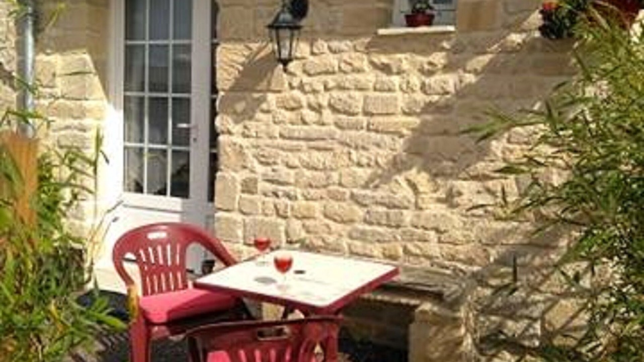 Photo of Outdoor in Coulombs