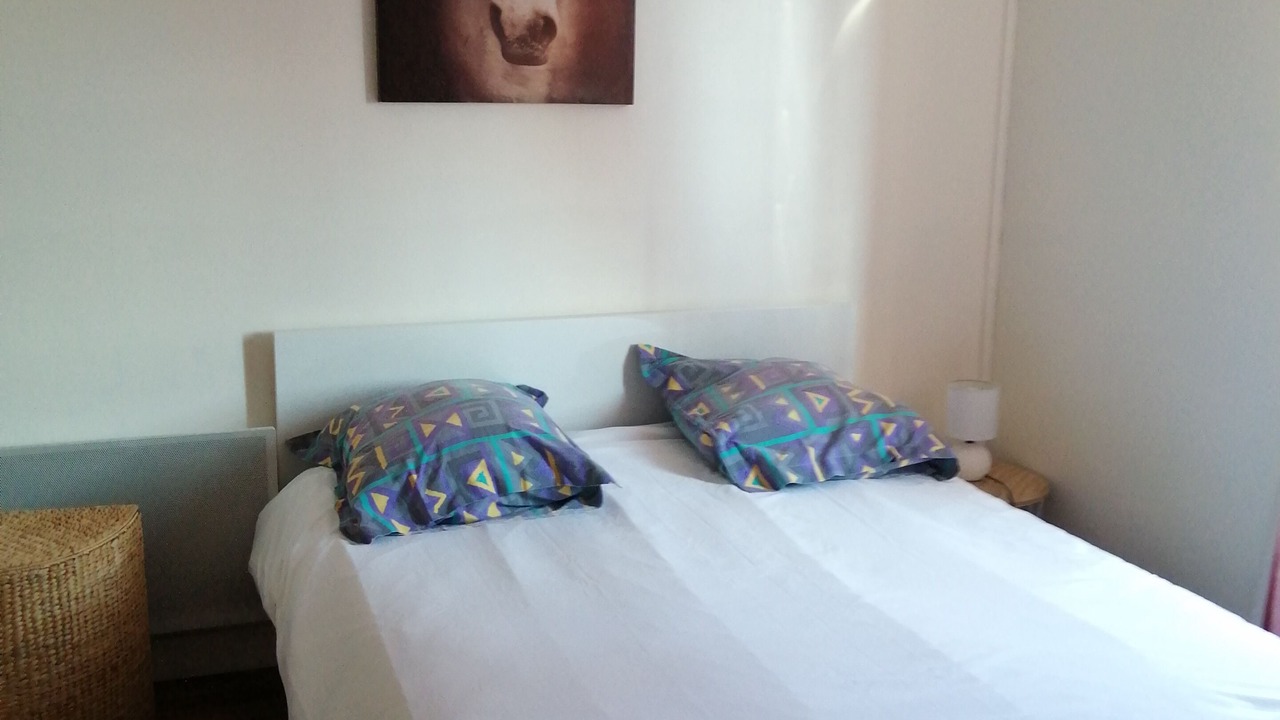 Photo of Bedroom in Cambremer