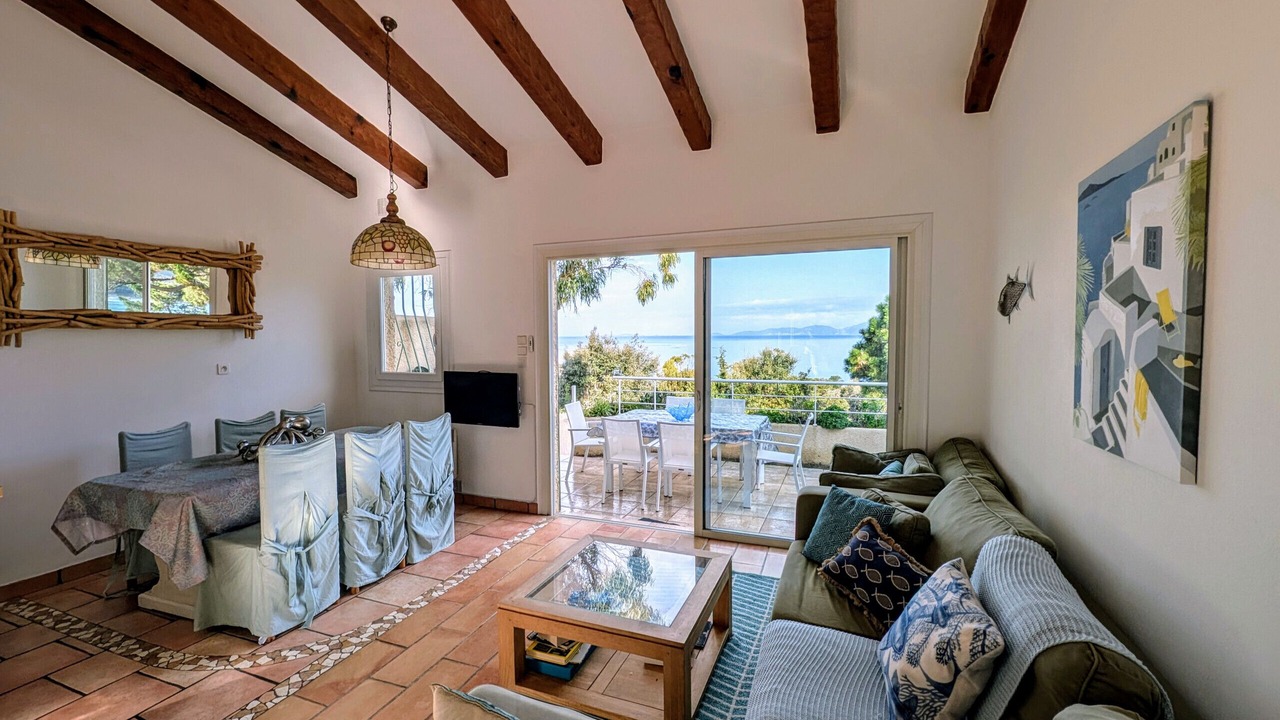 Photo of Livingroom in Verghia