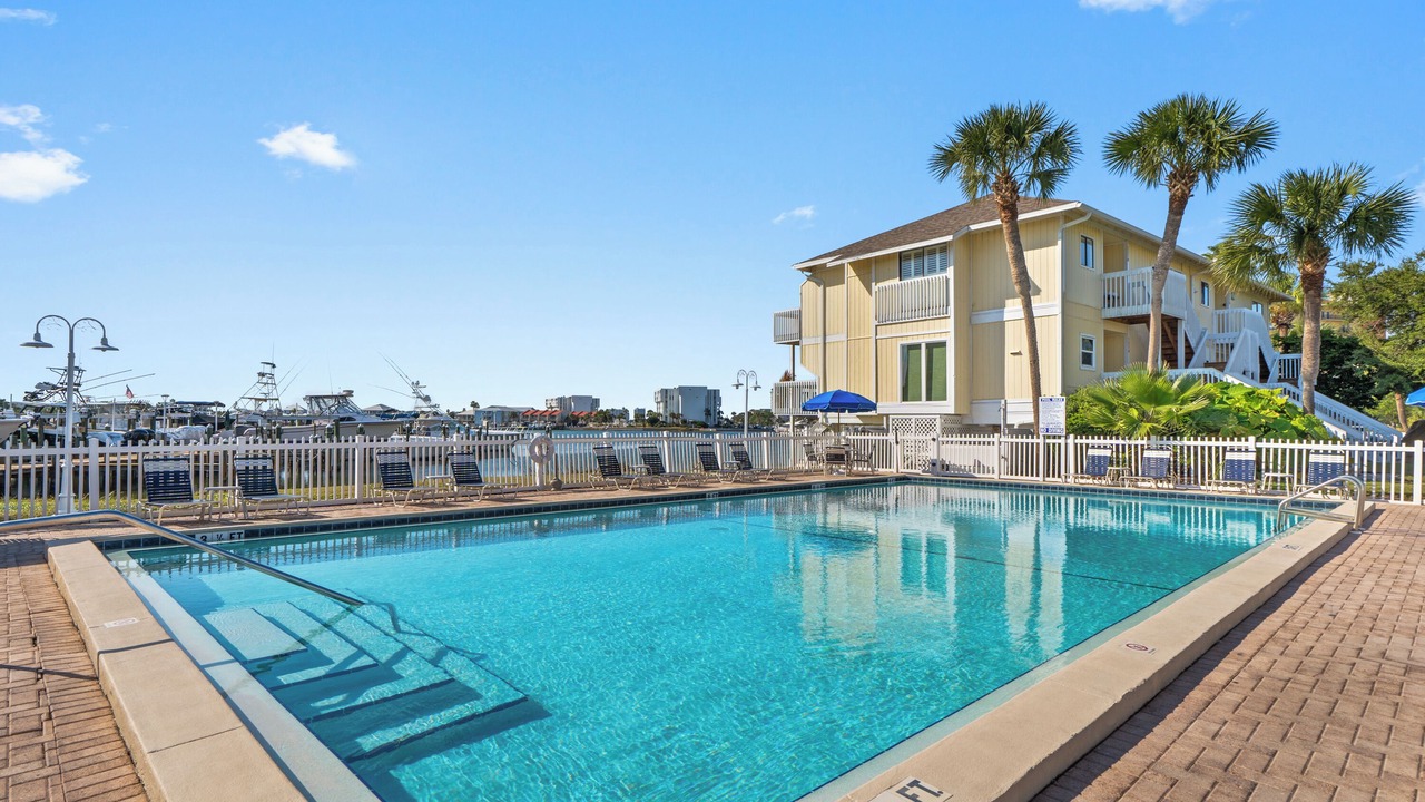 Photo of Others in Holiday Isle