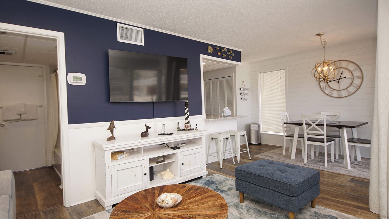 Photo of Others in Holiday Isle