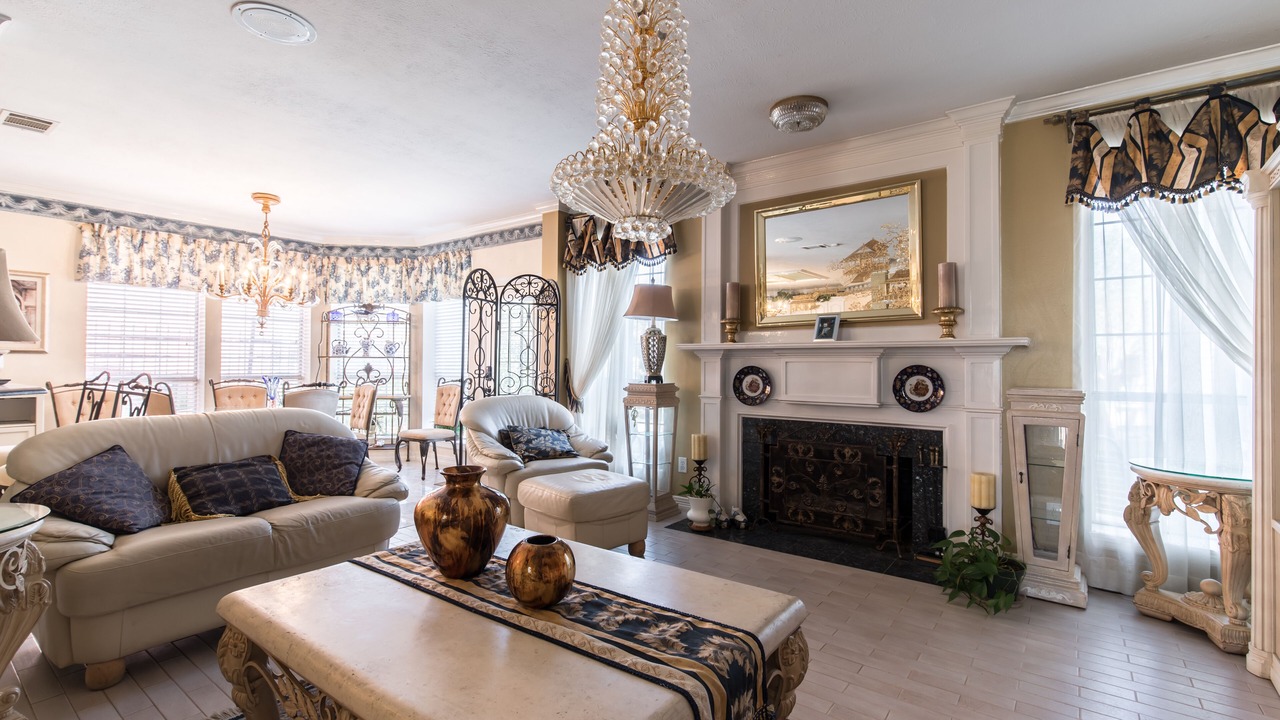 Photo of Livingroom in South Arlington