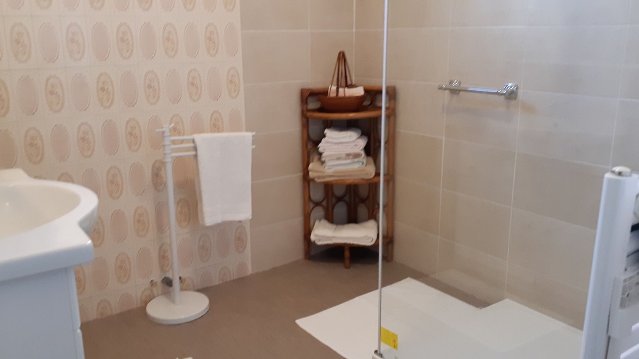 Photo of Bathroom in Pleslin-Trigavou
