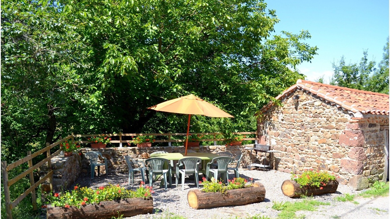 Photo of Outdoor in Mazeyrat-Aurouze
