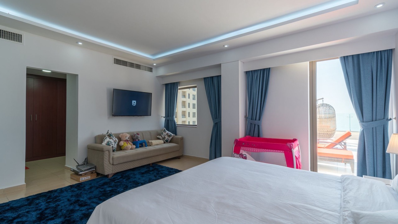 Photo of Bedroom in Jumeirah Beach Residence
