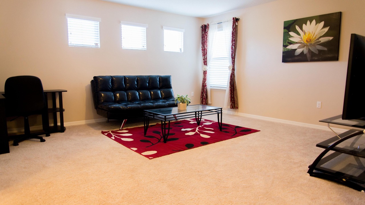 Photo of Livingroom in Trafalgar Village
