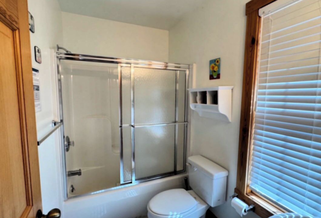 Photo of Bathroom in Chincoteague