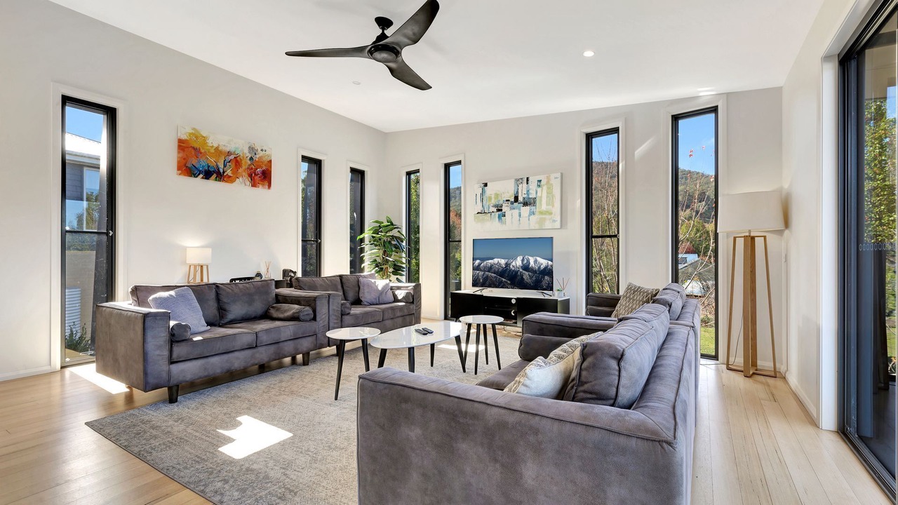 Photo of Livingroom in Bright