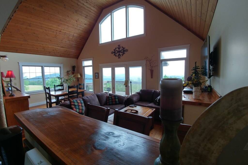Photo of Livingroom in Skyland