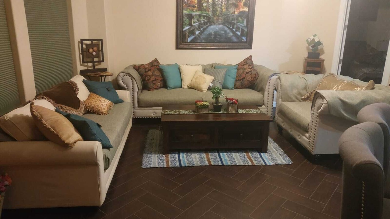 Photo of Livingroom in Gilbert