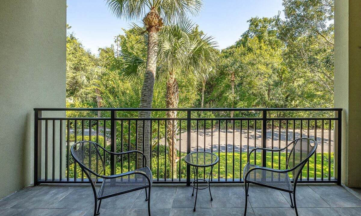 Photo of Patio Balcony in Demere Park
