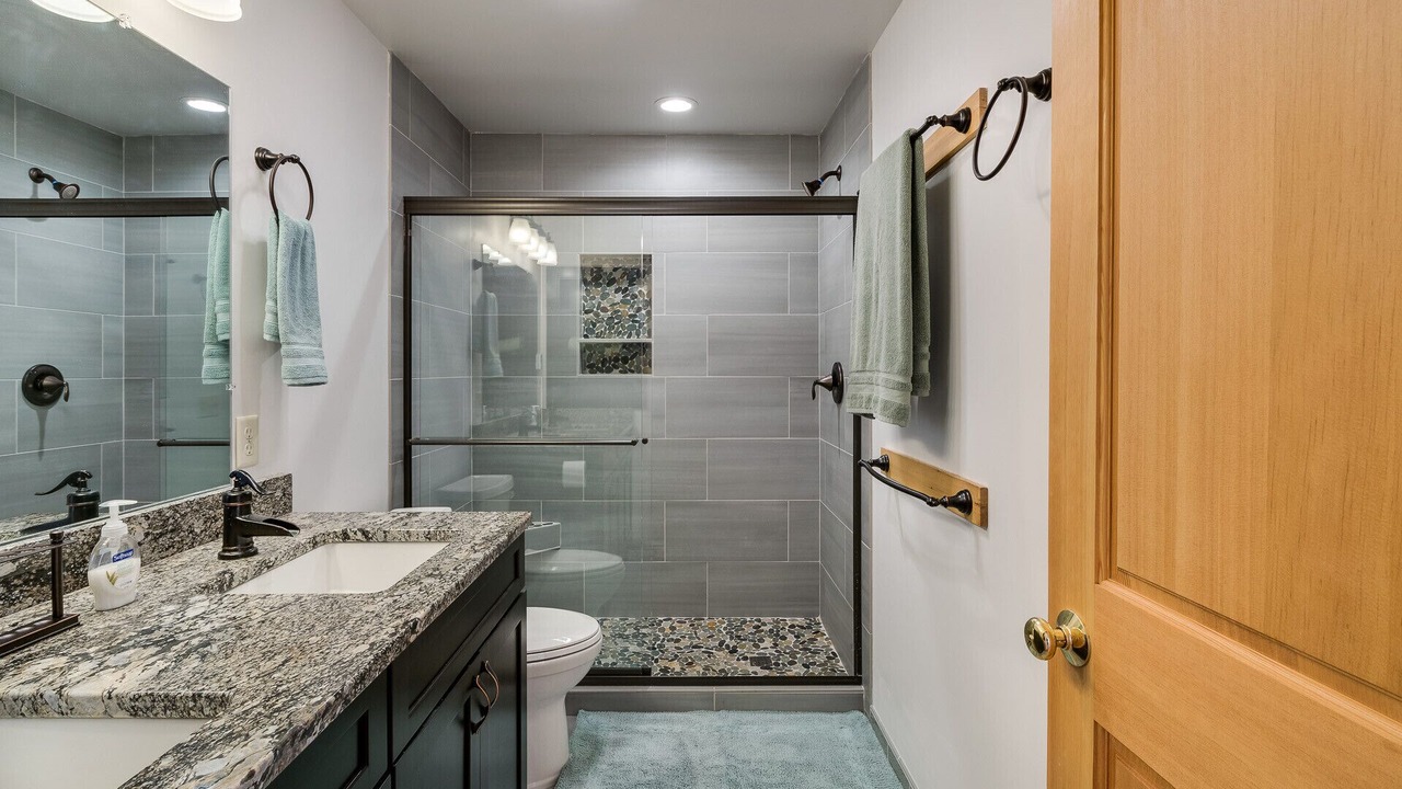 Photo of Bathroom in Peshastin