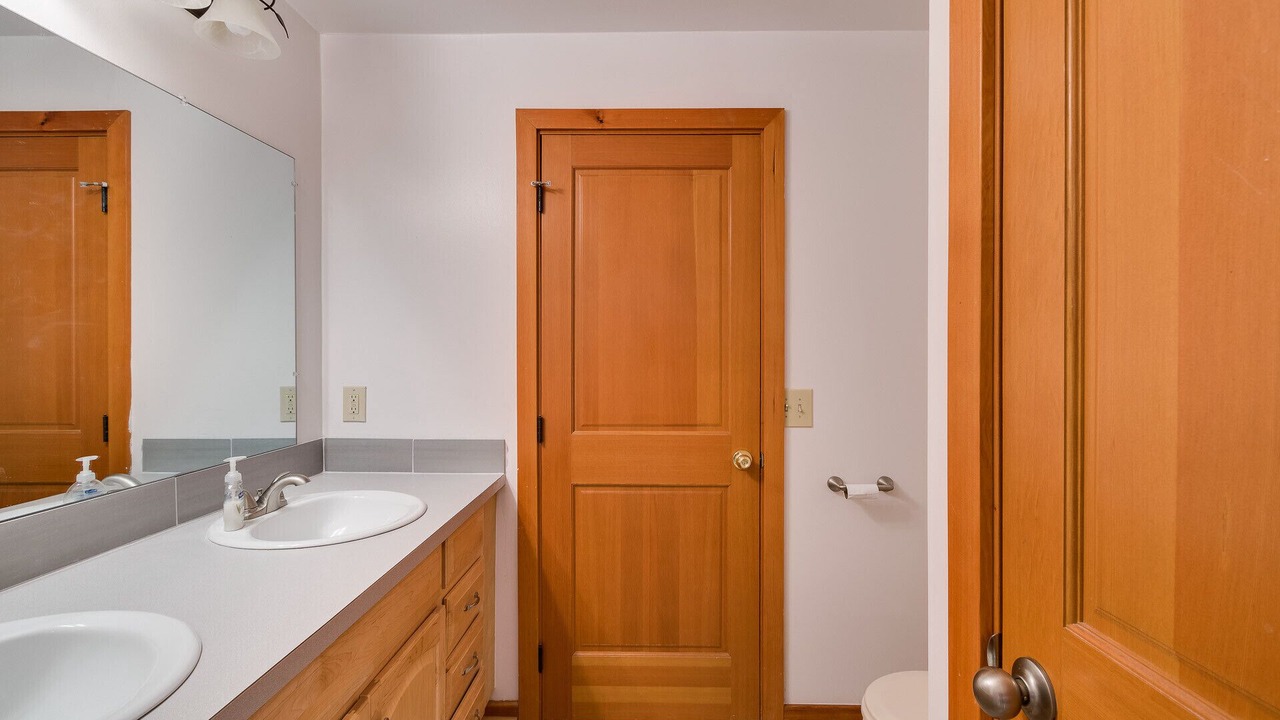 Photo of Bathroom in Peshastin