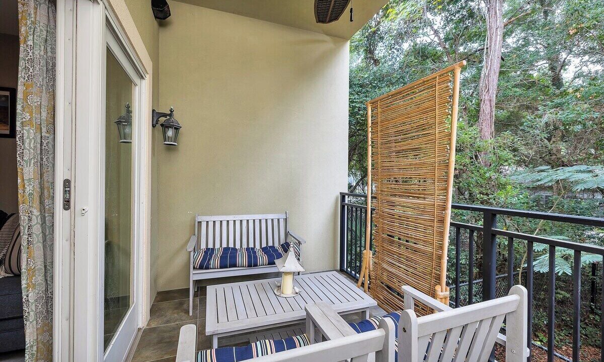 Photo of Patio Balcony in Demere Park