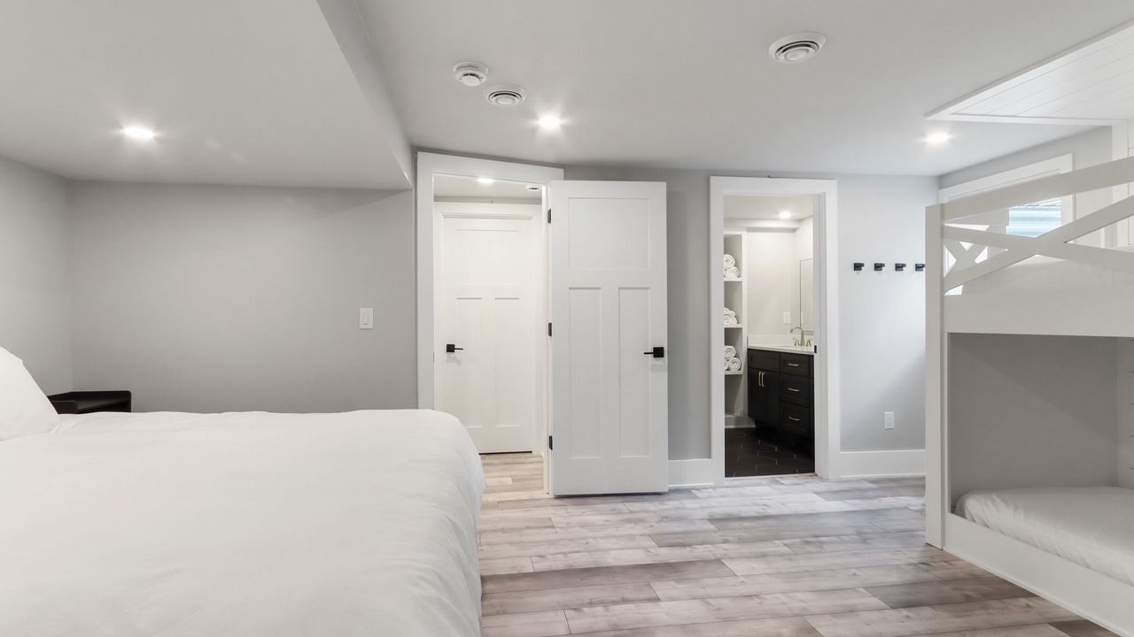 Photo of Bedroom in Lake Geneva