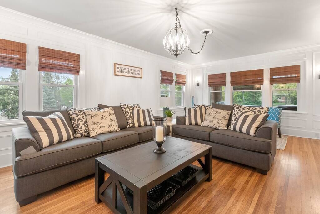 Photo of Livingroom in Lake Geneva