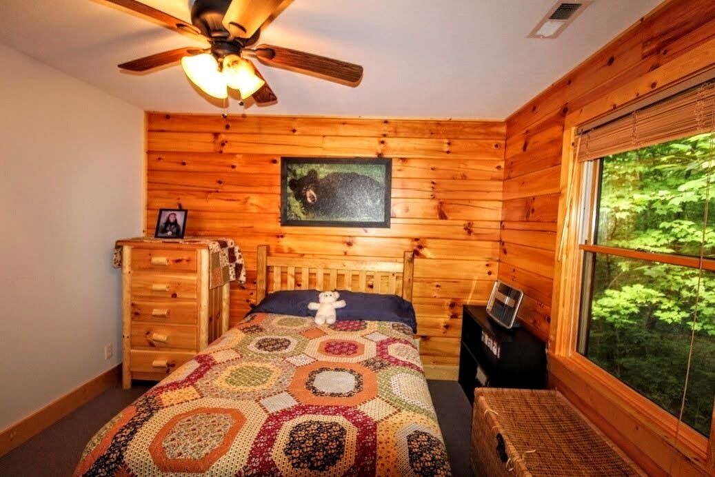 Photo of Bedroom in Murphy