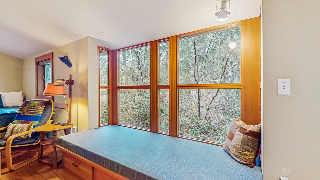 Photo of Others in Eastsound