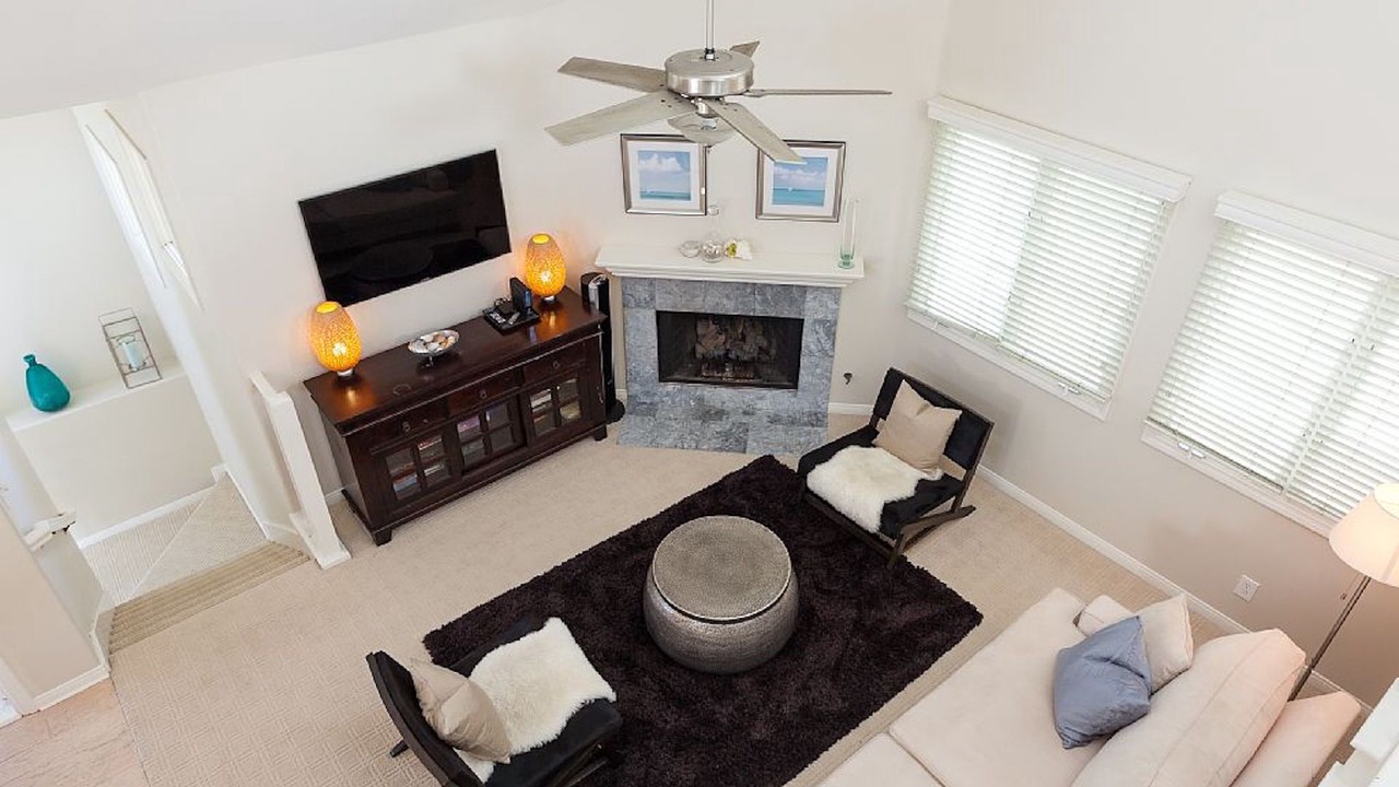 Photo of Livingroom in Corona del Mar