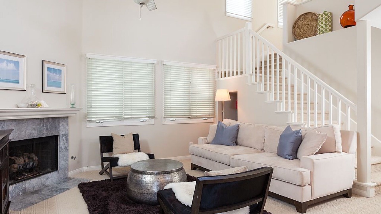 Photo of Livingroom in Corona del Mar