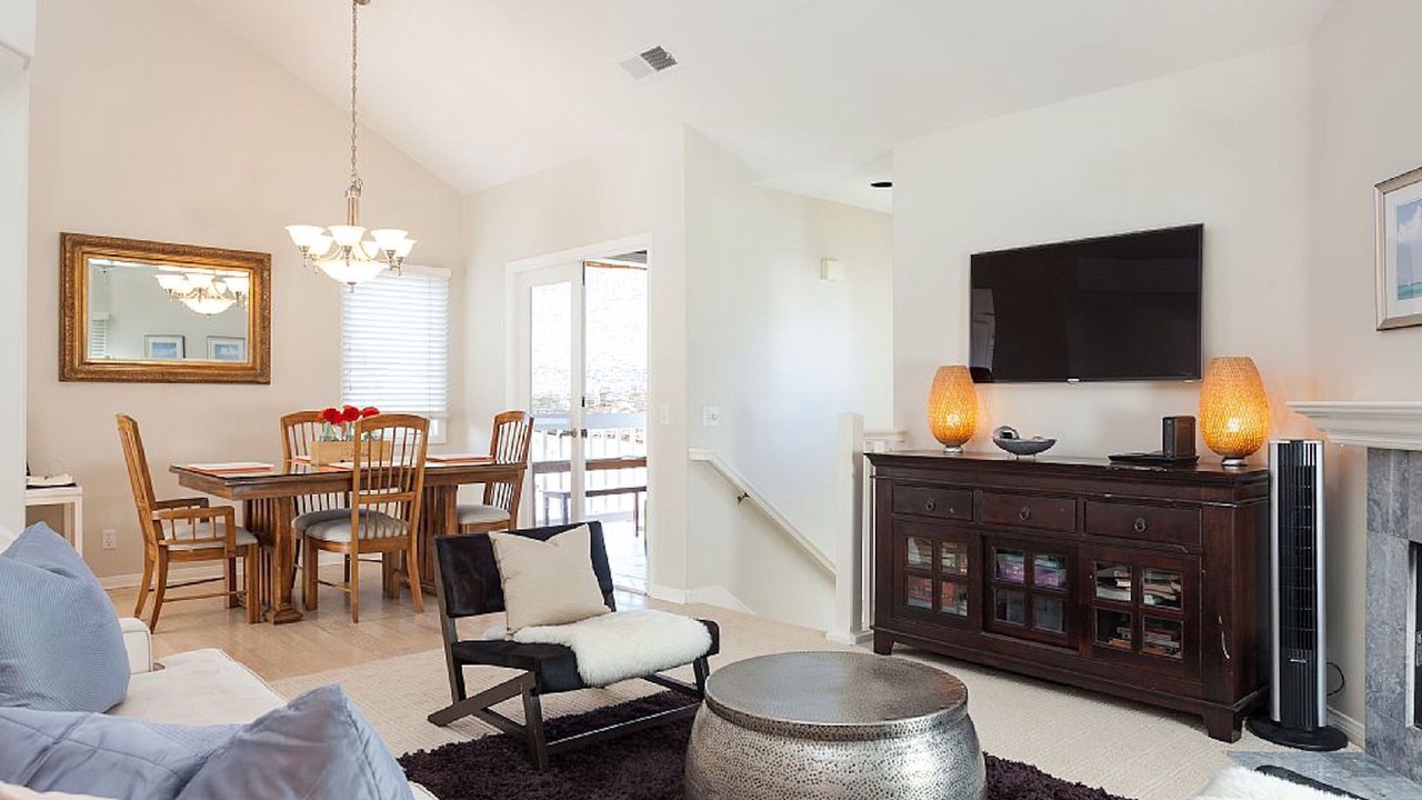 Photo of Livingroom in Corona del Mar