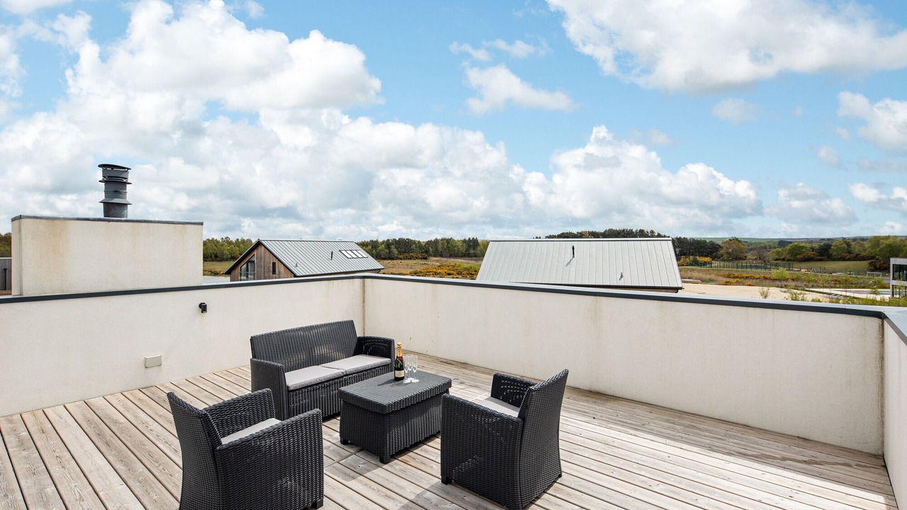 Photo of Outdoor in Holworth