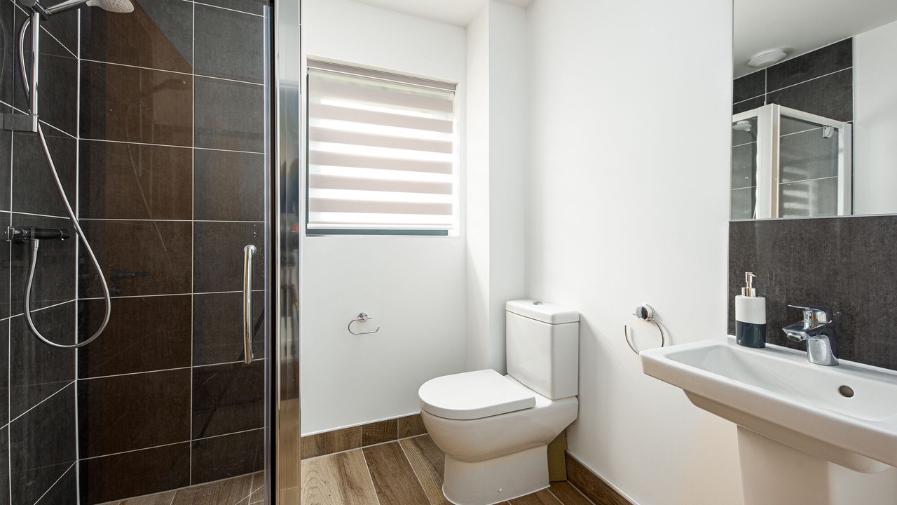 Photo of Bathroom in Holworth