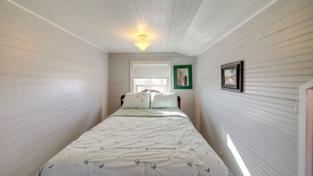 Photo of Bedroom in Augusta