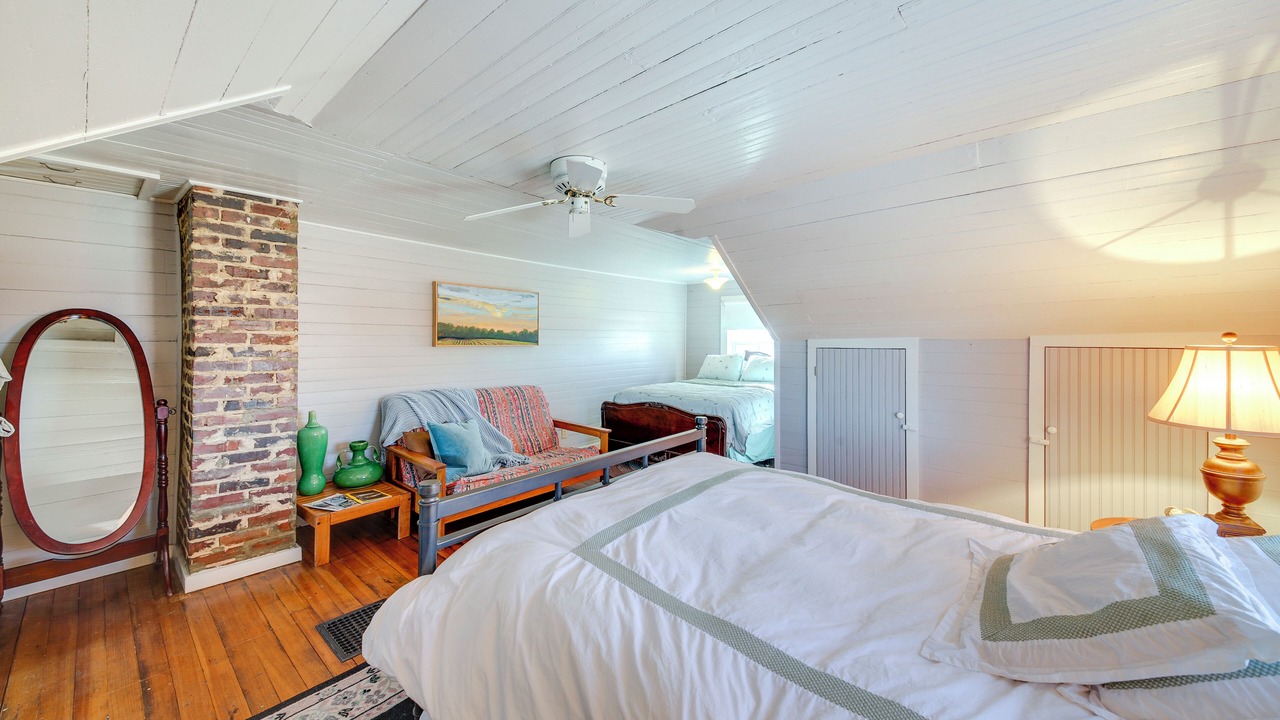 Photo of Bedroom in Augusta