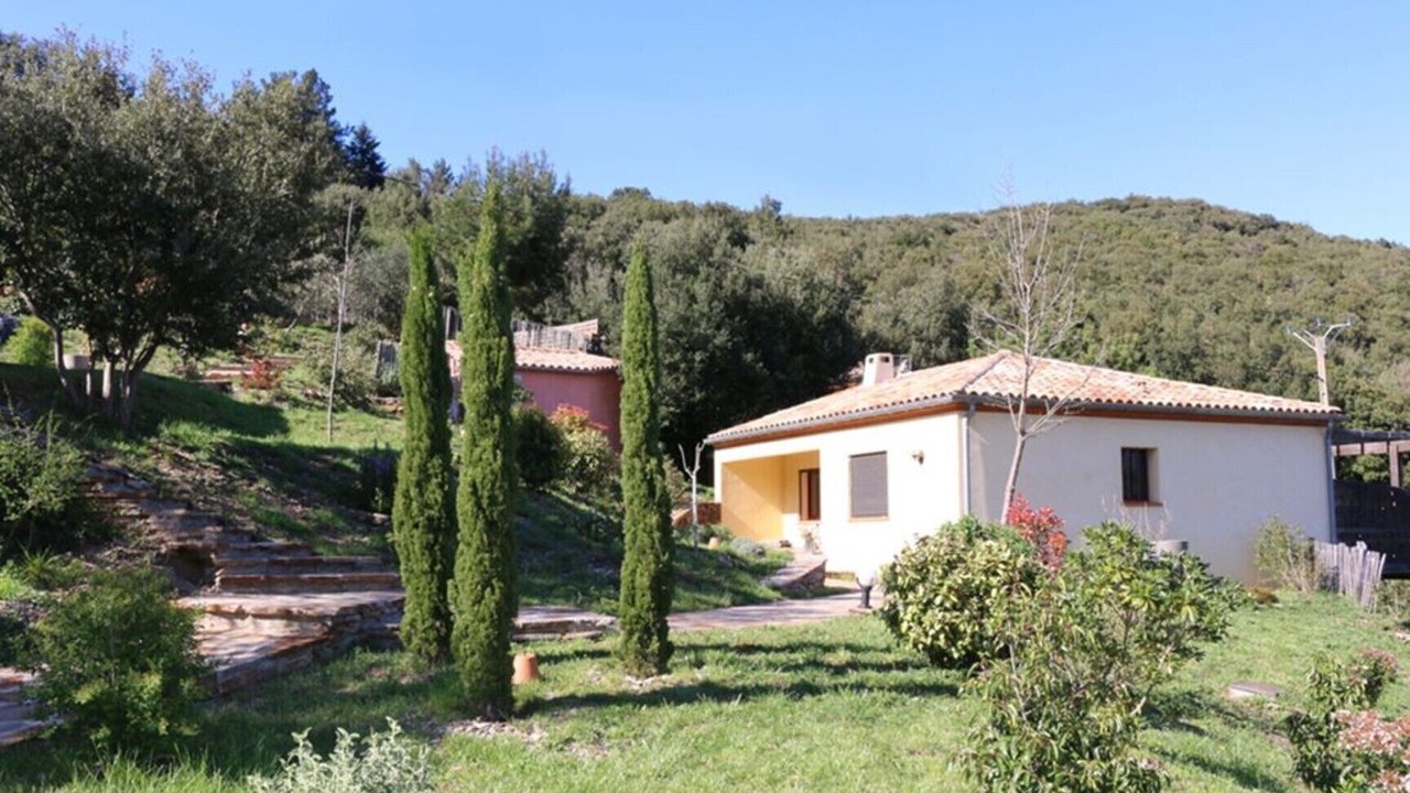 Photo of Outdoor in Premian