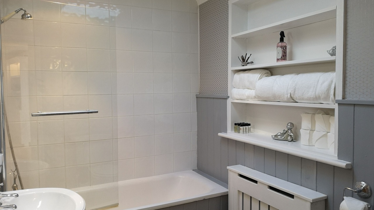 Photo of Bathroom in Tonbridge