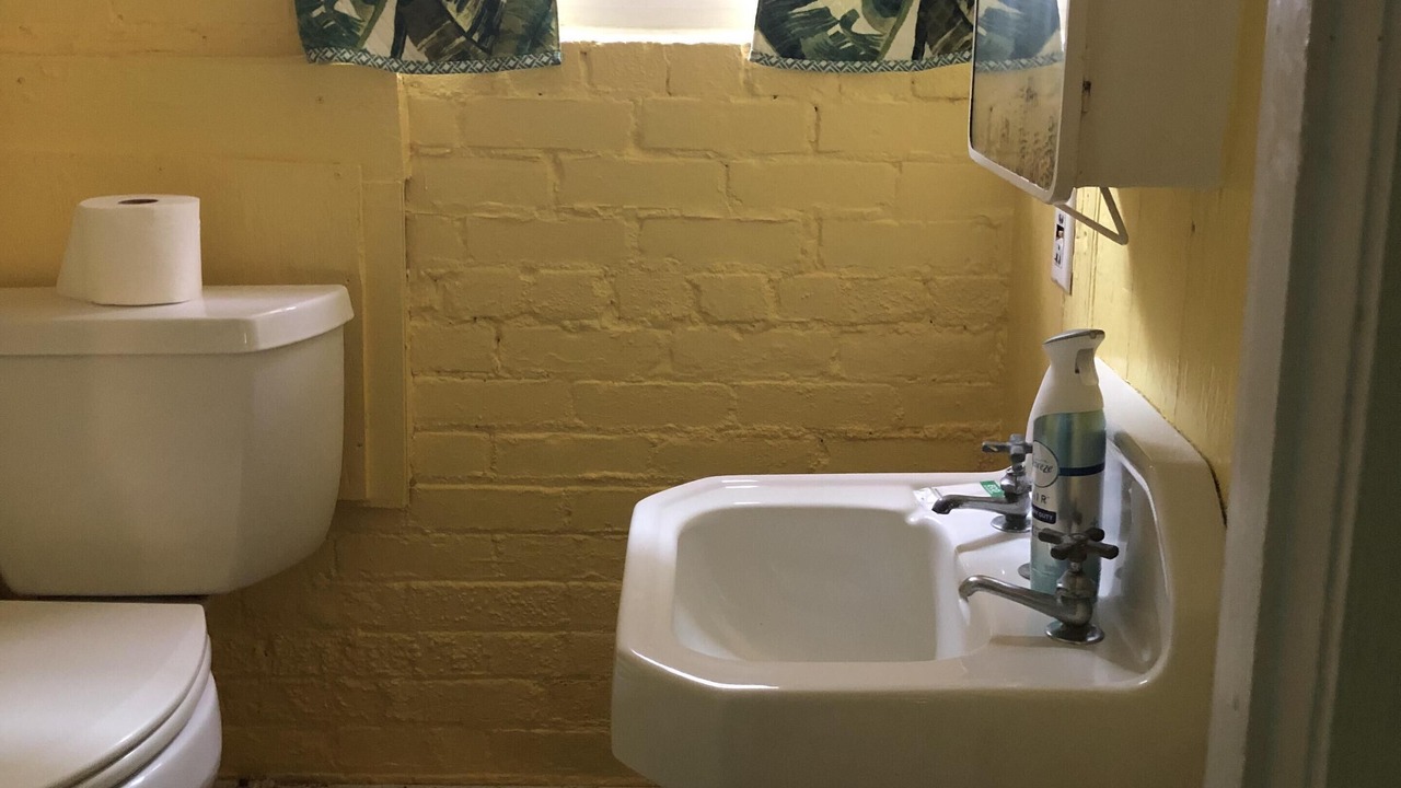 Photo of Bathroom in Cottage Line