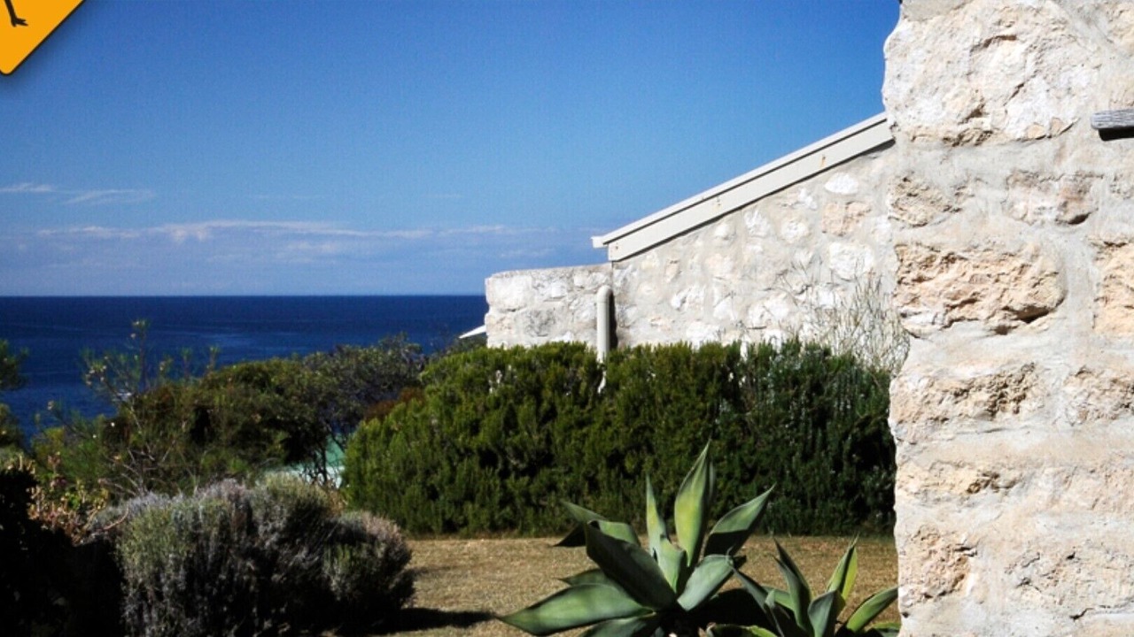Photo of Outdoor in Emu Bay