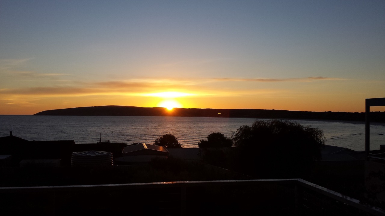 Photo of Outdoor in Emu Bay