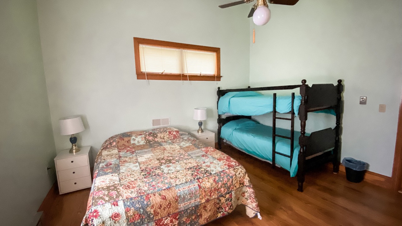 Photo of Others in Lake Ariel