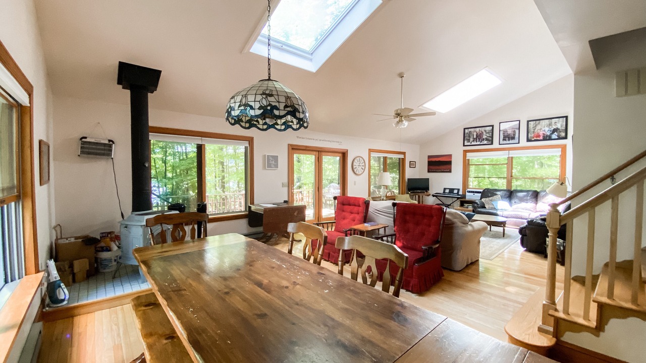 Photo of Others in Lake Ariel