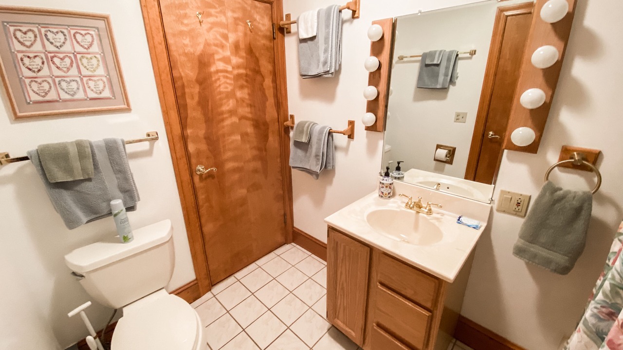 Photo of Bathroom in Lake Ariel